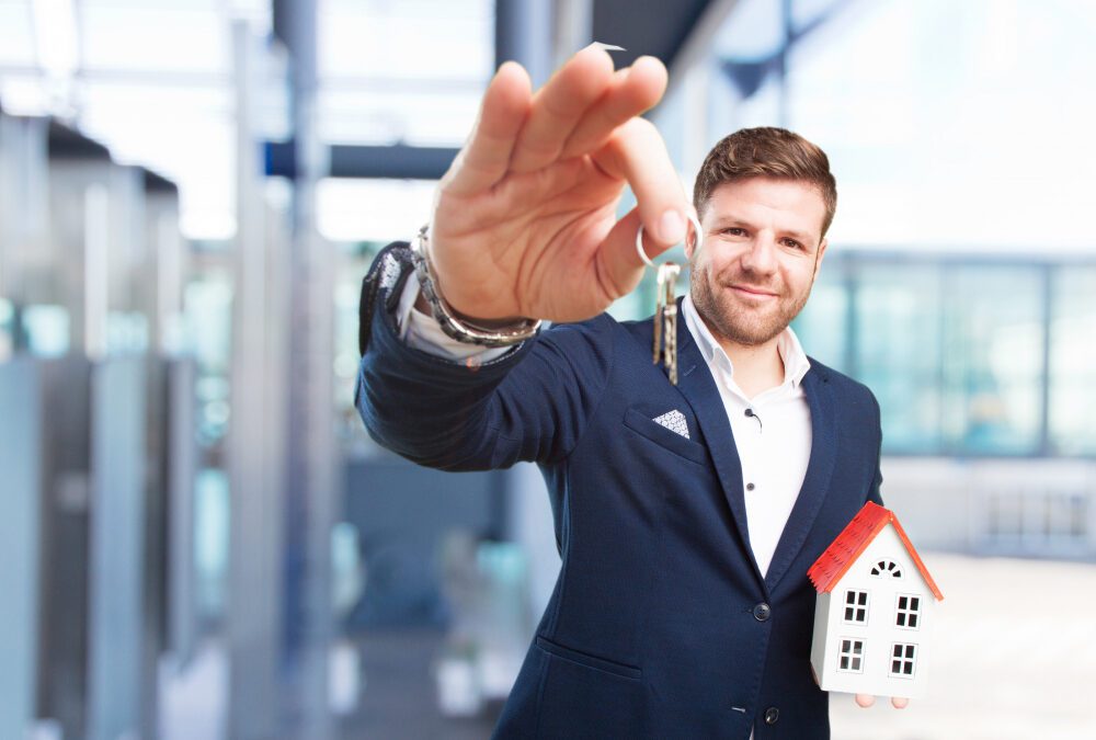 How to Become a Real Estate Agent in Toronto: Unlocking the Key Success